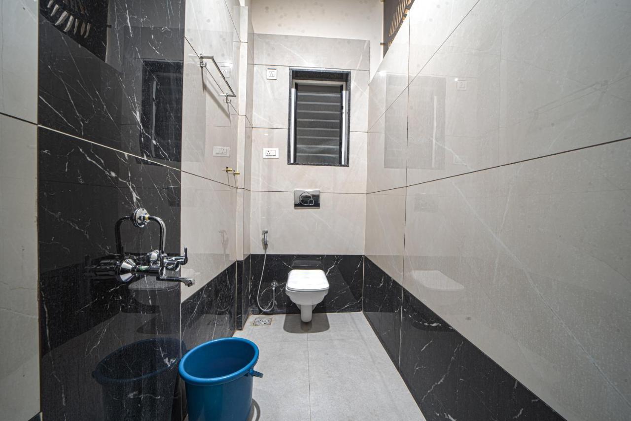 Hotel Saheb Kolhapur Dış mekan fotoğraf
